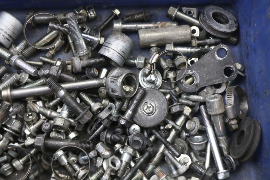 photo de TORNILLOS HONDA FJS SILVER WING SILVERWING 400 (2005 - 2008) - Zoom estado de uso