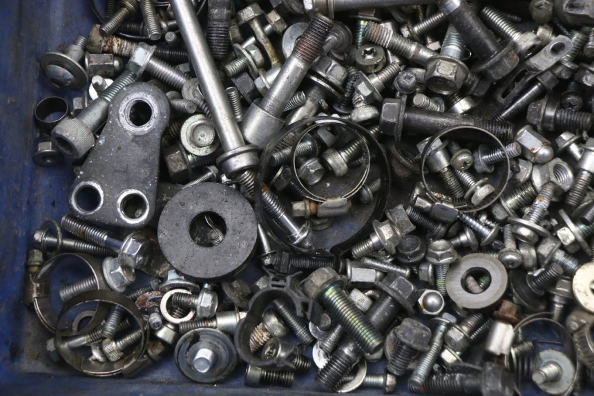 photo de TORNILLOS HONDA FJS SILVER WING SILVERWING 400 (2005 - 2008) - Otra perspectiva