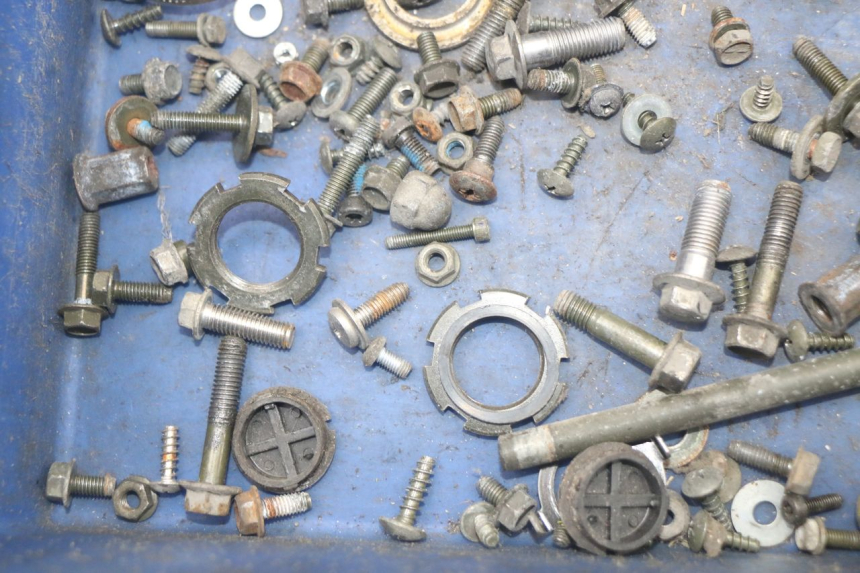 photo de BOLSA DE TORNILLERÍA TORNILLO MBK FLAME X 125 (2004 - 2007) - Otra perspectiva