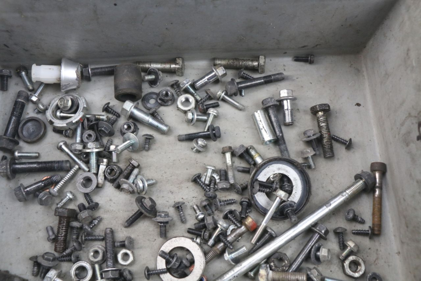 photo de TORNILLOS MBK FLIPPER 115 (2013 - 2017) - Otra perspectiva