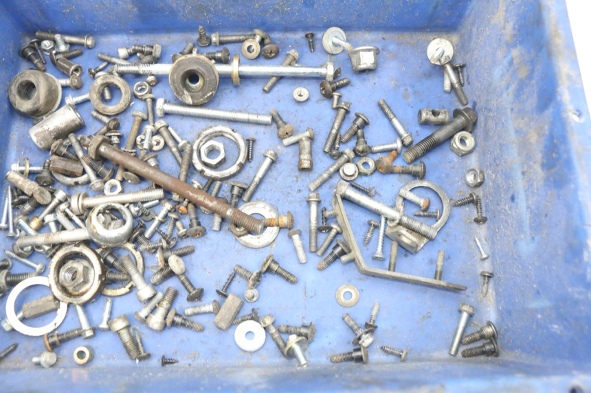 photo de BOLSA DE TORNILLERÍA TORNILLO PIAGGIO FLY 100 (2006 - 2010) - Detalle de la pieza