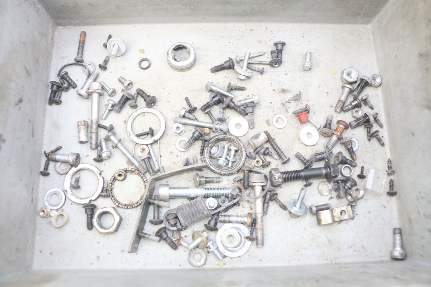 photo de BOLSA DE TORNILLERÍA TORNILLO PIAGGIO FLY 100 (2006 - 2010) - Vista principal