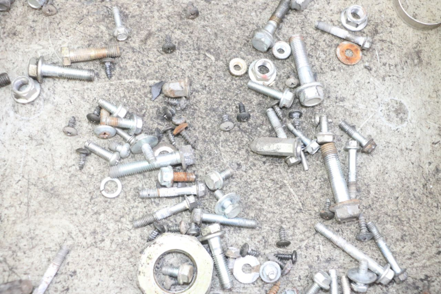 photo de TORNILLOS VENESI FLY RETRO 4T 50 (2020 - 2025) - Detalle de la pieza