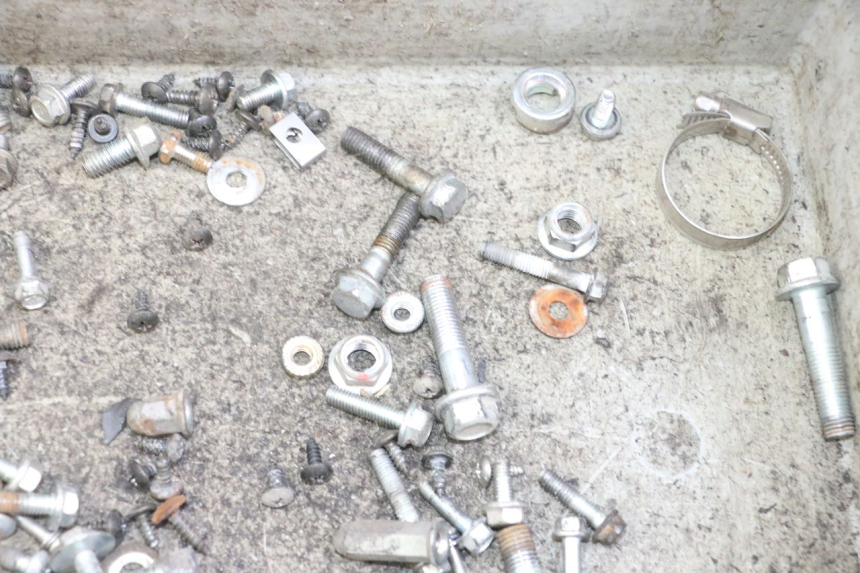 photo de TORNILLOS VENESI FLY RETRO 4T 50 (2020 - 2025) - Otra perspectiva