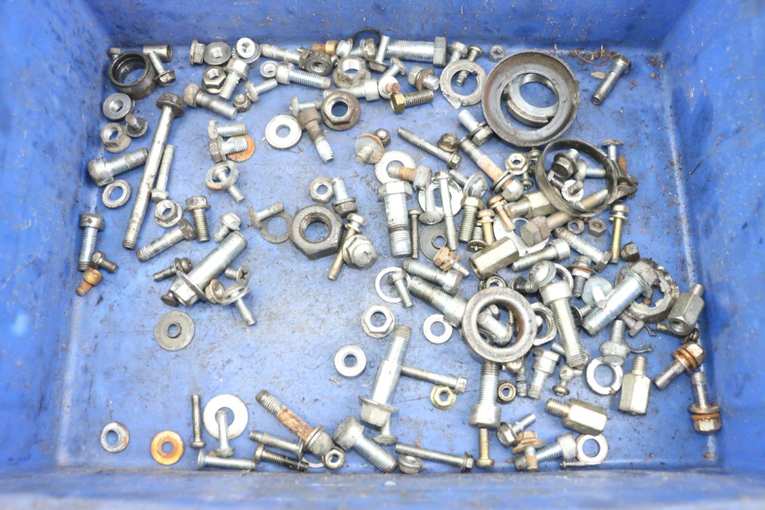 photo de TORNILLOS HYOSUNG GF 125 (2001 - 2005) - Vista principal