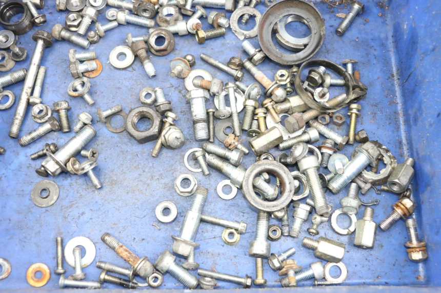 photo de TORNILLOS HYOSUNG GF 125 (2001 - 2005) - Detalle de la pieza