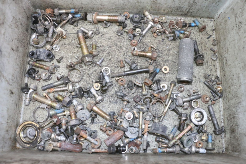 photo de TORNILLOS KYMCO GRAND DINK 125 (2002 - 2007) - Vista principal