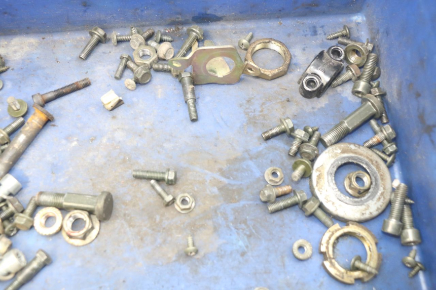 photo de BOLSA DE TORNILLERÍA TORNILLO TNT MOTOR GRIDO 2T 50 (2010 - 2019) - Zoom estado de uso