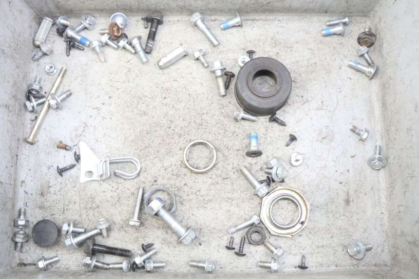 photo de BOLSA DE TORNILLERÍA TORNILLO JM MOTORS GT LINE 4T 50 (2021 - 2023) - Vista principal