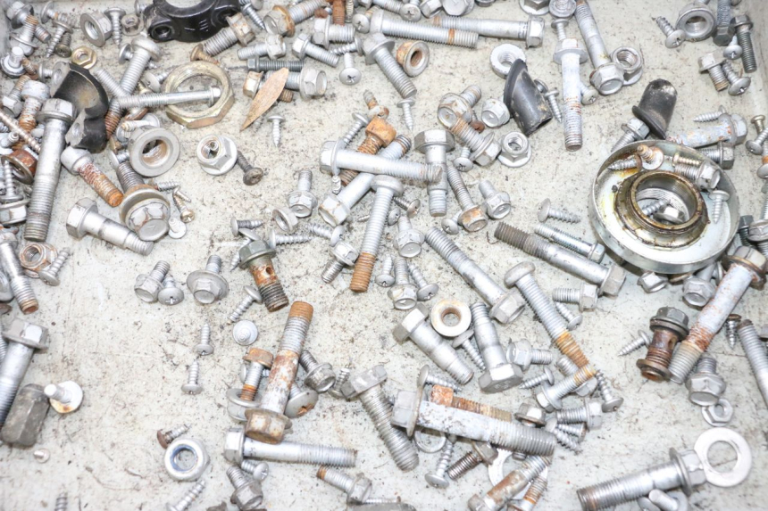 photo de TORNILLOS JM MOTORS GTS 125 (2015 - 2019) - Detalle de la pieza