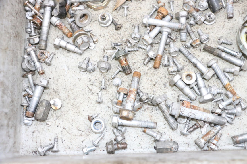 photo de TORNILLOS JM MOTORS GTS 125 (2015 - 2019) - Primer plano técnico