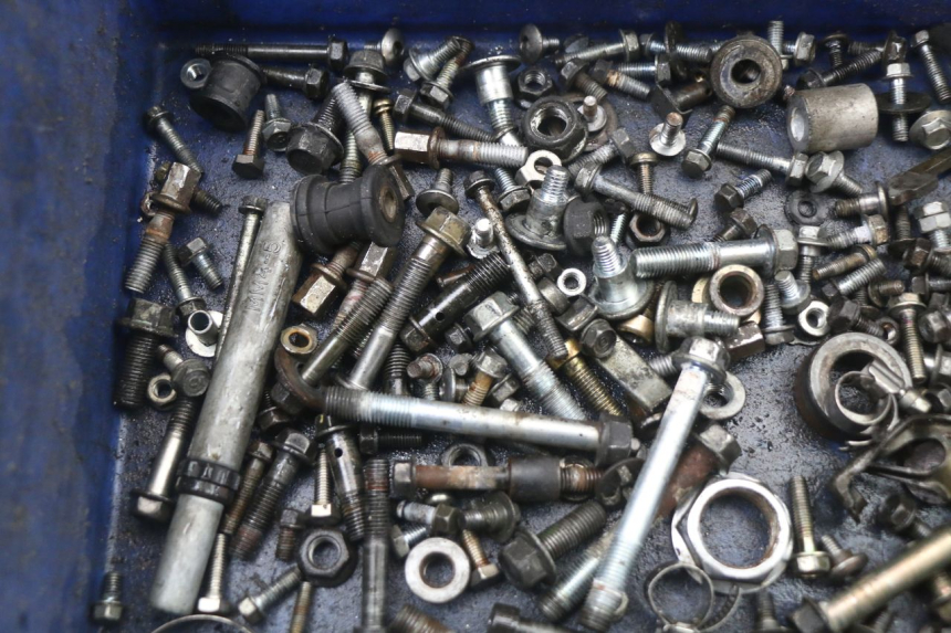 photo de TORNILLOS HONDA CBR F 1000 (1993 - 1996) - Detalle de la pieza