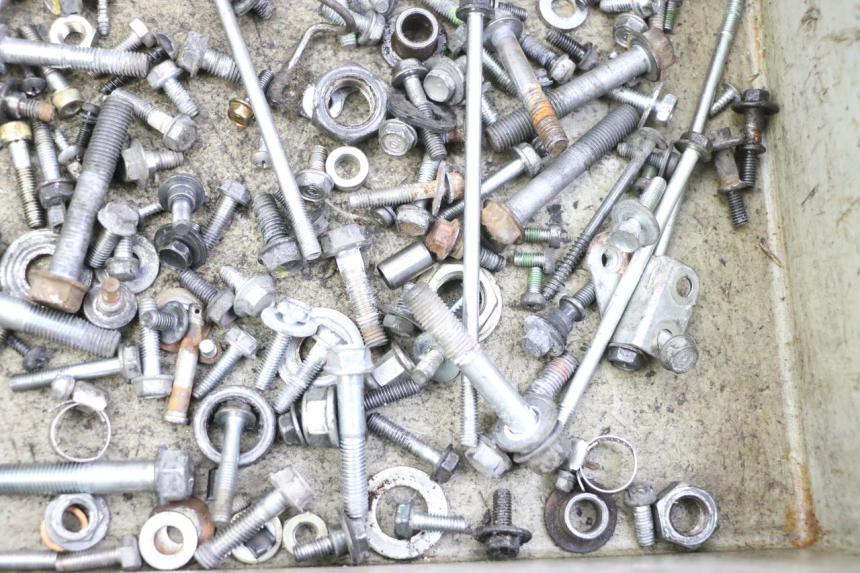 photo de BOLSA DE TORNILLERÍA TORNILLO HONDA FES S-WING SWING ABS 125 (2007 - 2015) - Zoom estado de uso