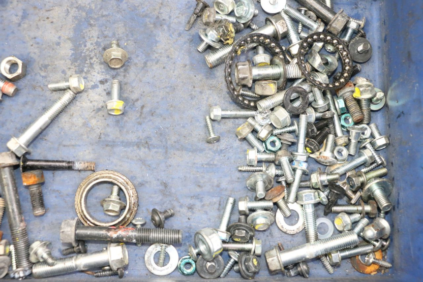 photo de TORNILLOS HONDA PCX (JF57/JF64) 125 (2014 - 2018) - Zoom estado de uso