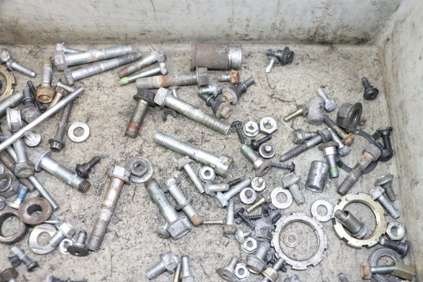 photo de BOLSA DE TORNILLERÍA TORNILLO HONDA PES PS I 125 (2006 - 2012) - Zoom estado de uso