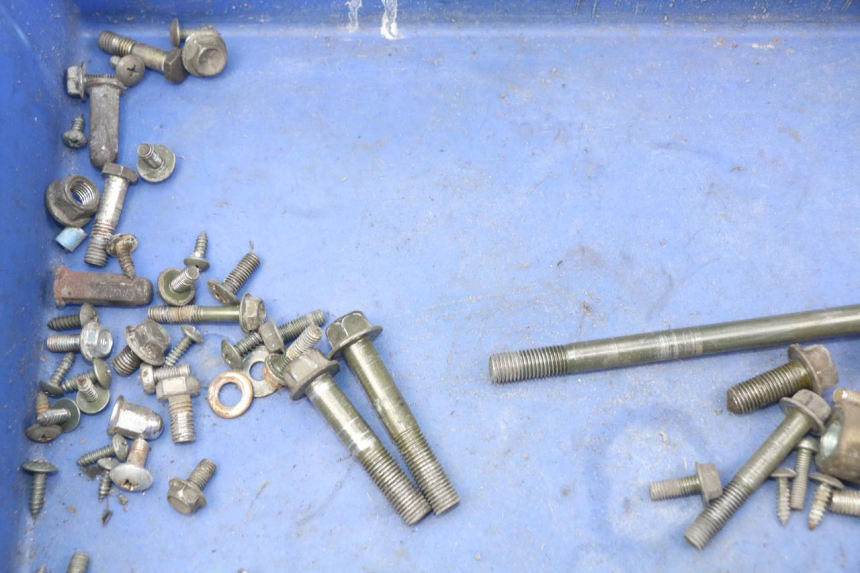 photo de TORNILLOS HAOTIAN HT125T-2 125 - Otra perspectiva