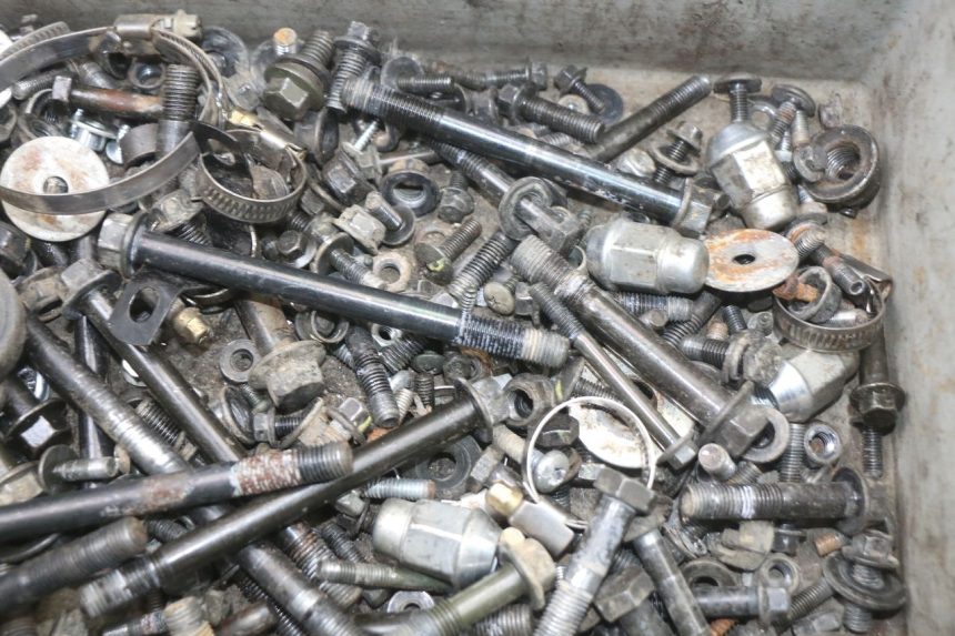 photo de TORNILLOS HYTRACK HY S 4X4 410 (2013 - 2016) - Zoom estado de uso