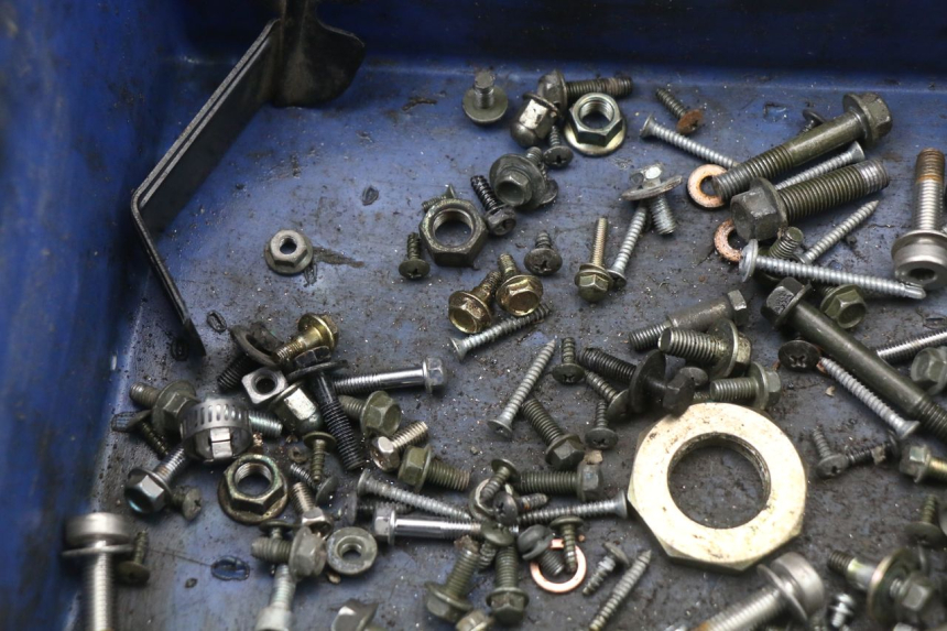 photo de BOLSA DE TORNILLERÍA TORNILLO SYM JET 14 4T 50 (2018 - 2022) - Primer plano técnico