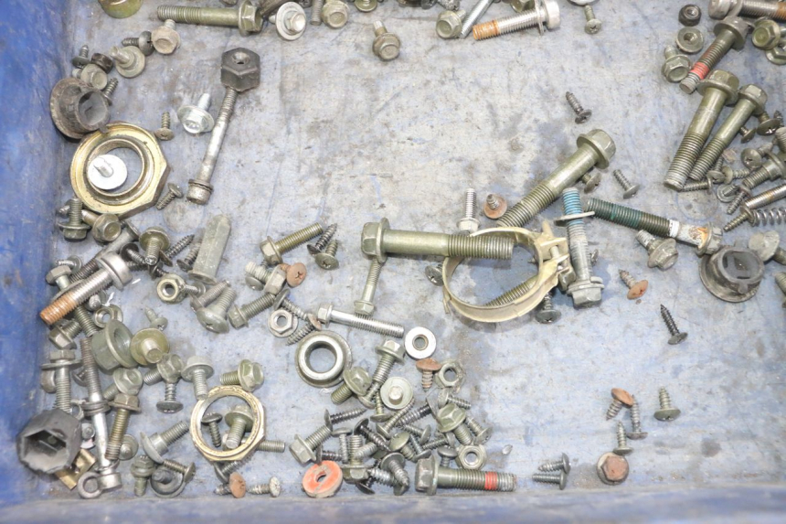 photo de BOLSA DE TORNILLERÍA TORNILLO SYM JET 14 4T 50 (2018 - 2022) - Detalle de la pieza