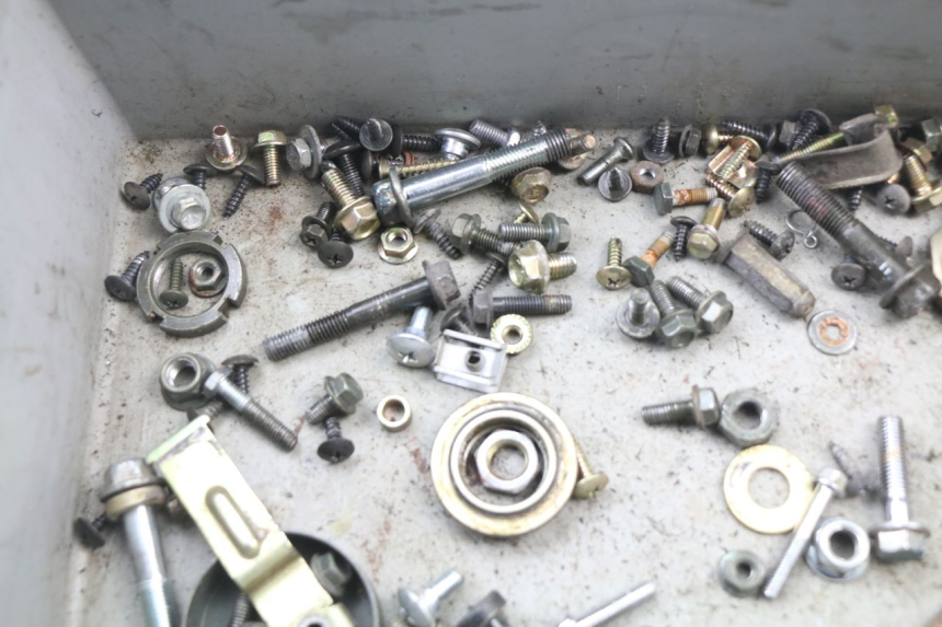 photo de TORNILLOS SYM JET 4 50 (2010 - 2014) - Primer plano técnico