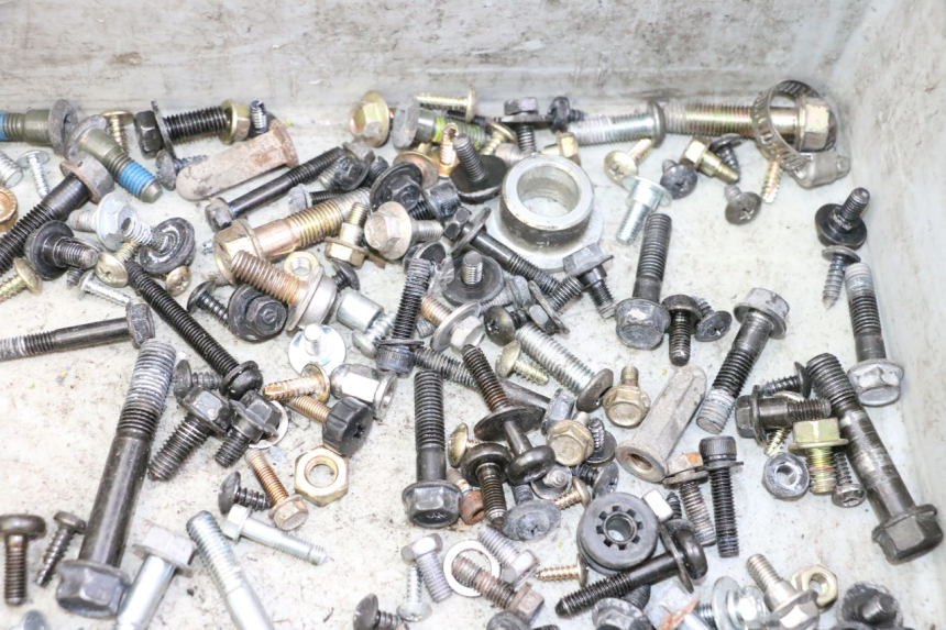 photo de TORNILLOS SYM JOYMAX 125 (2010 - 2017) - Primer plano técnico