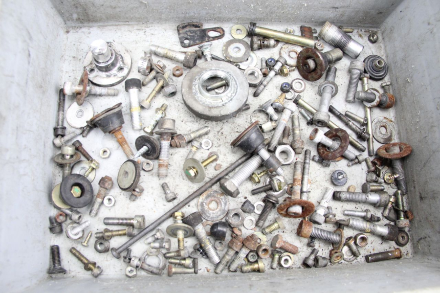 photo de TORNILLOS BMW K100 1000 (1982 - 1990) - Vista principal