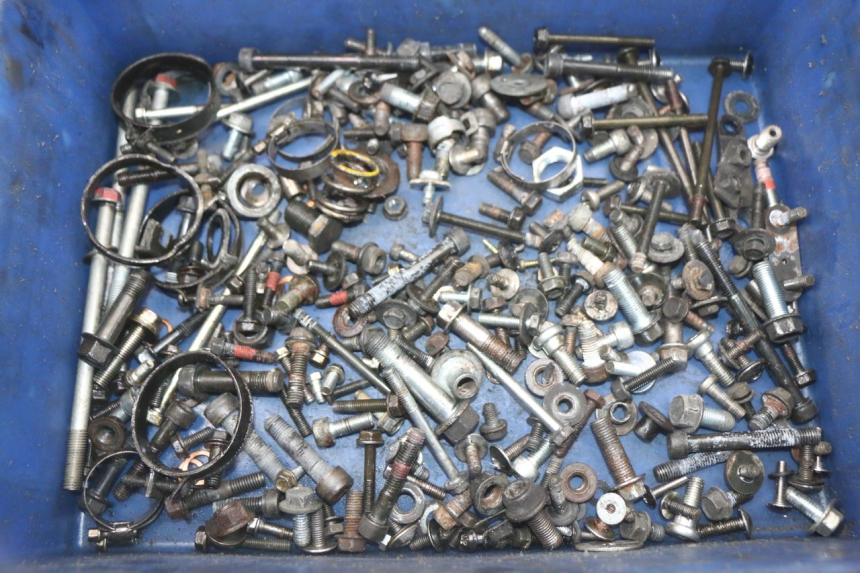 photo de TORNILLOS KAWASAKI GTR 1000 (1994 - 2004) - Vista principal