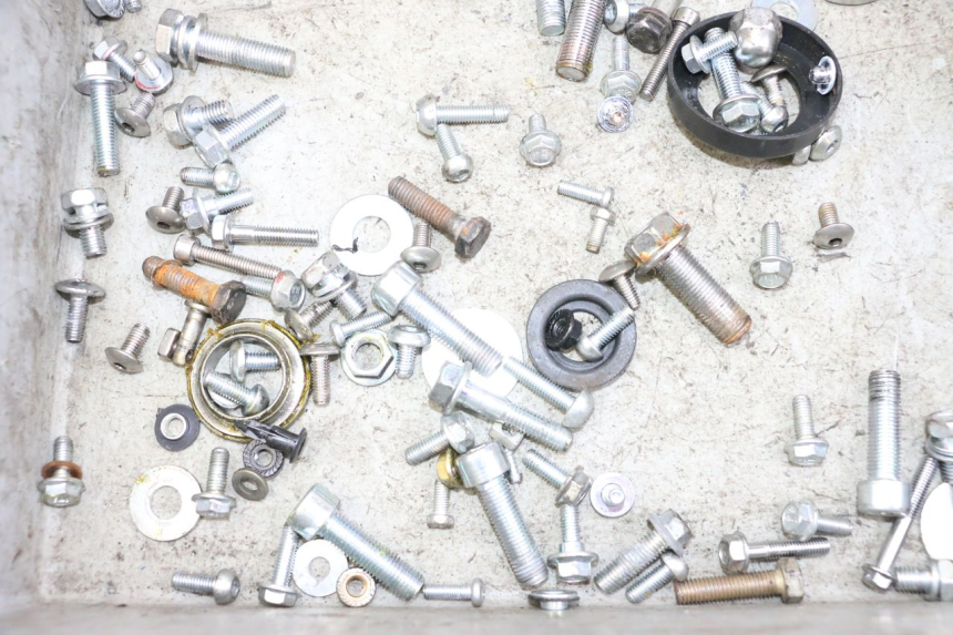 photo de TORNILLOS KIDEN KD125-G 125 (2018 - 2022) - Zoom estado de uso