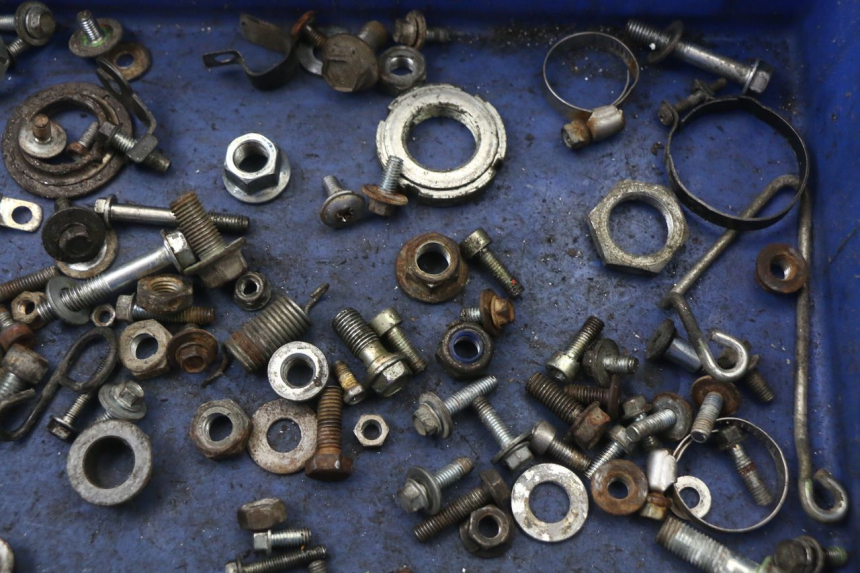 photo de TORNILLOS KAWASAKI KDX 125 (1990 - 1991) - Zoom estado de uso