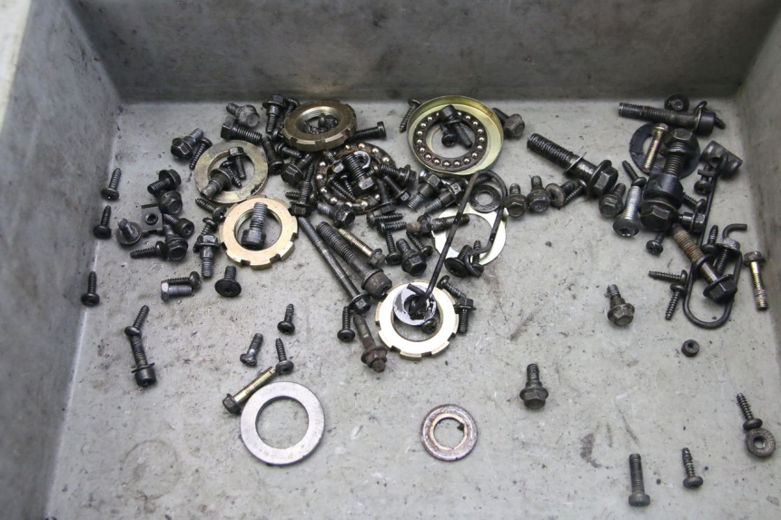 photo de BOLSA DE TORNILLERÍA TORNILLO PEUGEOT KISBEE 2T 50 (2010 - 2017) - Vista principal