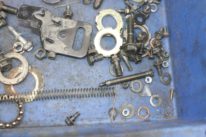 photo de BOLSA DE TORNILLERÍA TORNILLO PEUGEOT KISBEE 2T 50 (2010 - 2017) - Detalle de la pieza