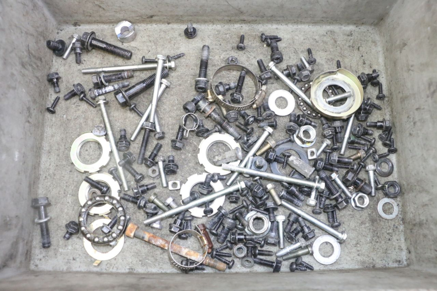 photo de BOLSA DE TORNILLERÍA TORNILLO PEUGEOT KISBEE 2T 50 (2018 - 2022) - Vista principal