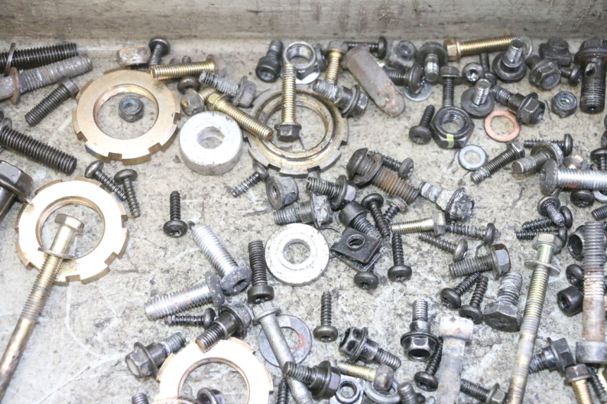 photo de BOLSA DE TORNILLERÍA TORNILLO PEUGEOT KISBEE 2T 50 (2010 - 2017) - Detalle de la pieza