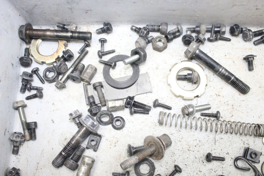 photo de BOLSA DE TORNILLERÍA TORNILLO PEUGEOT KISBEE 4T 50 (2018 - 2022) - Primer plano técnico