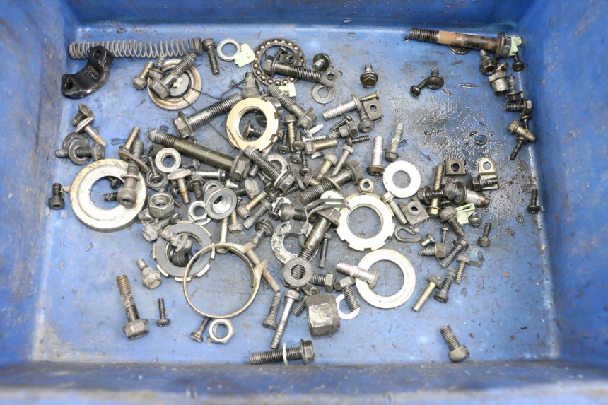 photo de BOLSA DE TORNILLERÍA TORNILLO PEUGEOT KISBEE 4T 50 (2010 - 2017) - Vista principal