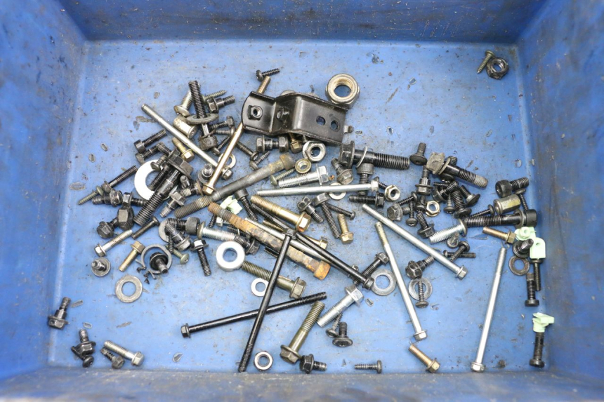 photo de BOLSA DE TORNILLERÍA TORNILLO PEUGEOT KISBEE 4T 50 (2018 - 2022) - Vista principal