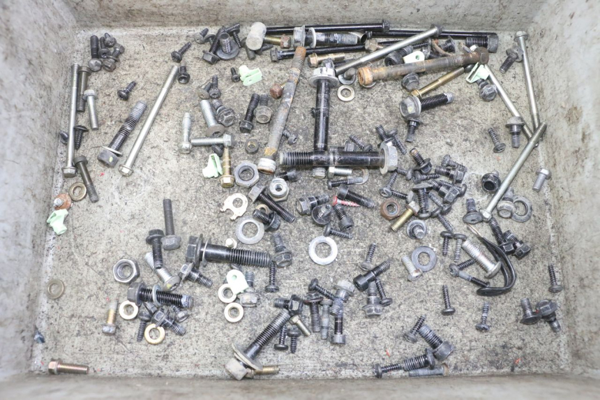 photo de BOLSA DE TORNILLERÍA TORNILLO PEUGEOT KISBEE 4T 50 (2018 - 2022) - Vista principal