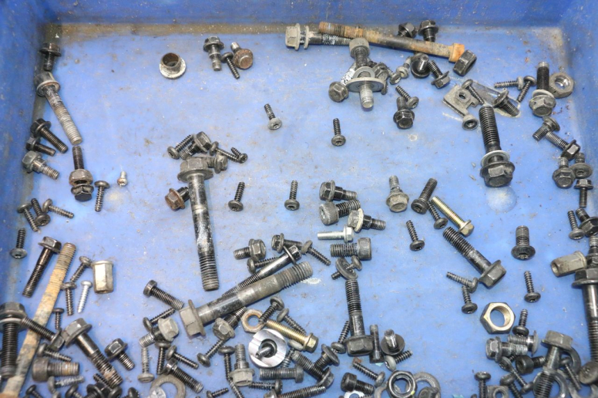 photo de TORNILLOS PEUGEOT KISBEE 4T 50 (2023 - 2026) - Detalle de la pieza