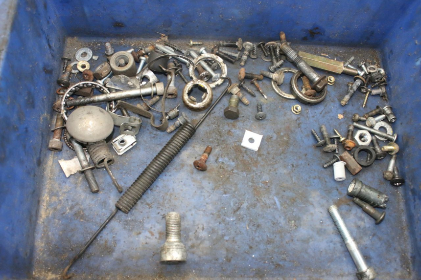 photo de BOLSA DE TORNILLERÍA TORNILLO PIAGGIO LIBERTY 4T 50 (2004 - 2008) - Vista principal