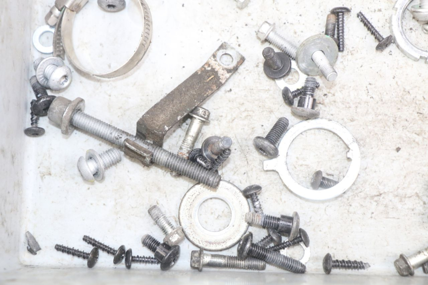 photo de BOLSA DE TORNILLERÍA TORNILLO PIAGGIO LIBERTY IGET 4T 50 (2015 - 2020) - Detalle de la pieza