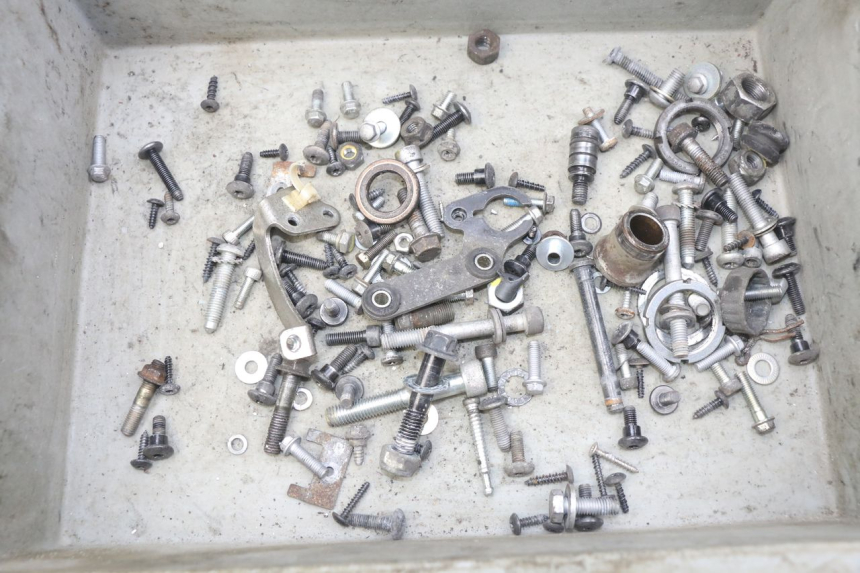 photo de BOLSA DE TORNILLERÍA TORNILLO PIAGGIO LIBERTY IGET S 125 (2016 - 2020) - Detalle de la pieza