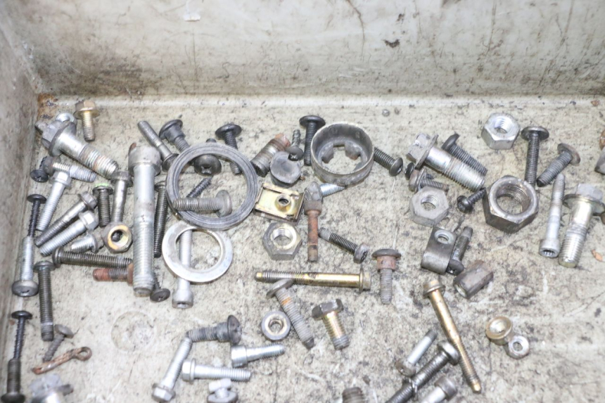 photo de TORNILLOS PIAGGIO LIBERTY 125 (1998 - 2008) - Zoom estado de uso