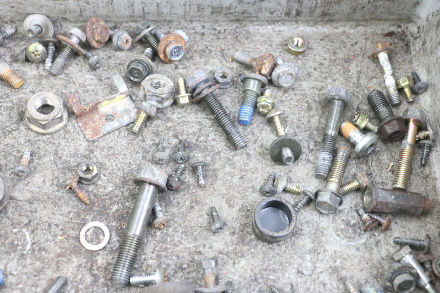 photo de BOLSA DE TORNILLERÍA TORNILLO KYMCO LIKE 125 (2009 - 2016) - Otra perspectiva