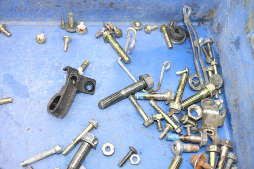 photo de BOLSA DE TORNILLERÍA TORNILLO KYMCO LIKE 125 (2009 - 2016) - Primer plano técnico