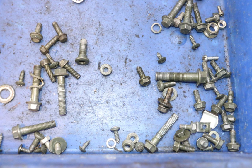 photo de TORNILLOS LONGJIA LJ50QT 8M 2T 50 (2010 - 2017) - Primer plano técnico