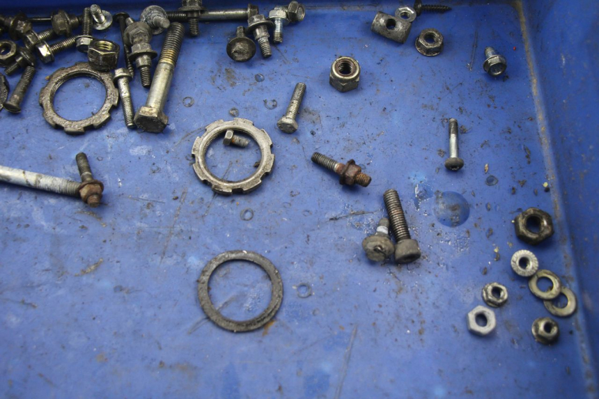 photo de TORNILLOS PEUGEOT LOOXOR 50 (2001 - 2004) - Detalle de la pieza