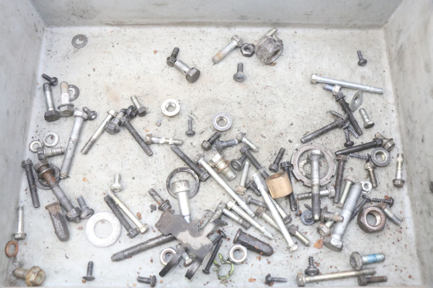 photo de BOLSA DE TORNILLERÍA TORNILLO PEUGEOT LUDIX 2 PRO 4T 50 (2008 - 2013) - Detalle de la pieza