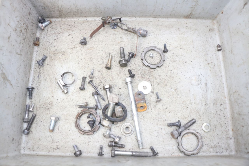 photo de BOLSA DE TORNILLERÍA TORNILLO PEUGEOT LUDIX 50 (2008 - 2017) - Vista principal