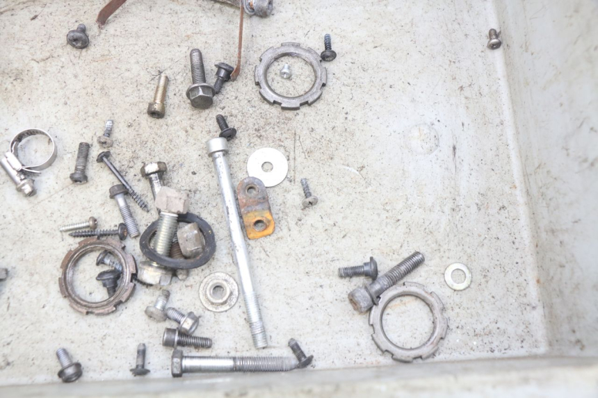 photo de BOLSA DE TORNILLERÍA TORNILLO PEUGEOT LUDIX 50 (2008 - 2017) - Detalle de la pieza