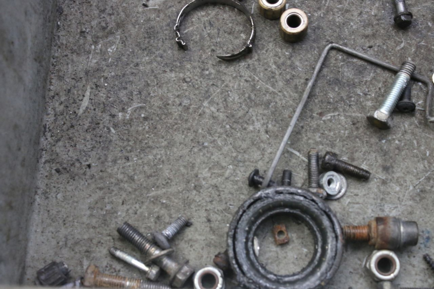 photo de BOLSA DE TORNILLERÍA TORNILLO PEUGEOT LUDIX 50 (2008 - 2017) - Detalle de la pieza